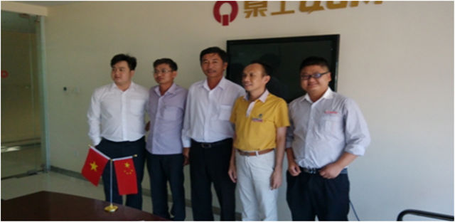 多功能水泥磚機